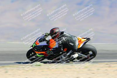 media/Apr-14-2024-SoCal Trackdays (Sun) [[70f97d3d4f]]/3-Turn 12 Speed Pans (945am)/